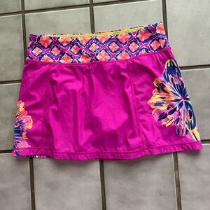 Lilly Pulitzer Luxletic Skort Sz Medium. Hot pink floral.